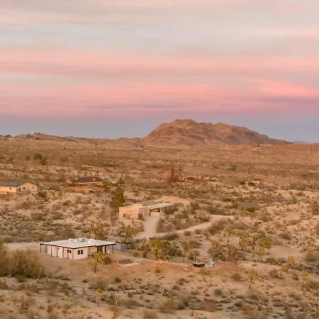 Вилла Kinetic House-Joshua Trees Sculptures Cowboy Pool Юкка-Вэлли Экстерьер фото
